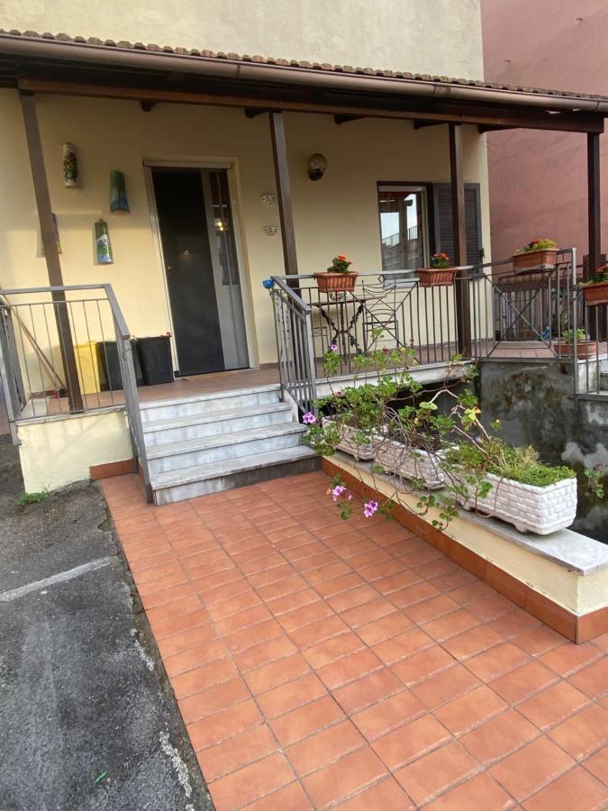 Appartamento In Villa Alle Falde Del Vesuvio 나폴리 외부 사진